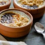 Bayramda sütlü tatlı tercih edenler! En hızlı ve kolay fırında sütlaç tarifi