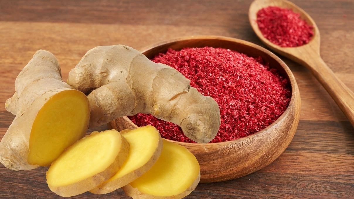 Asırlık karışımla göbek ve basen yanlarından kurtulun! Mor soğan zencefil ve sumak