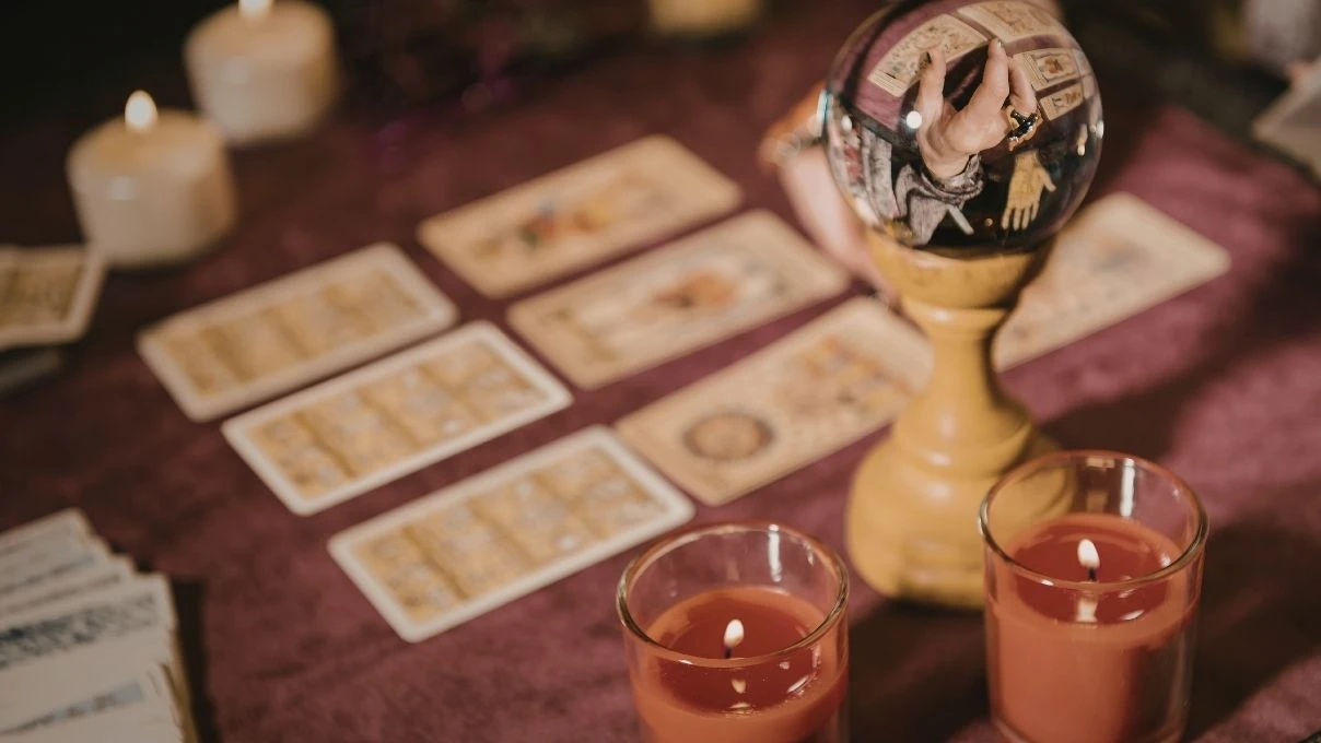 Günlük tarot kart açılımı 16 Mart 2026! Mantık ve sezgi önemli kararlar almada kafa karıştırabilir