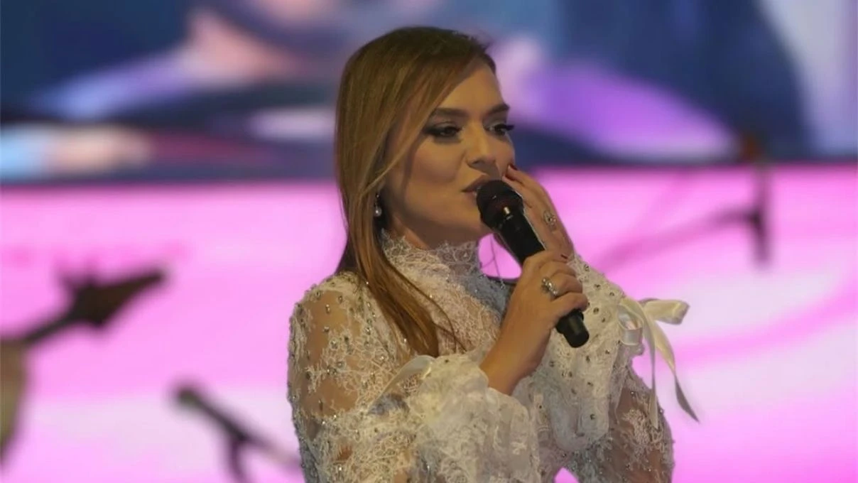 Yaşar İpek’ten Burcu Güneş Demet Akalın polemiğe alkışlanacak açıklama!