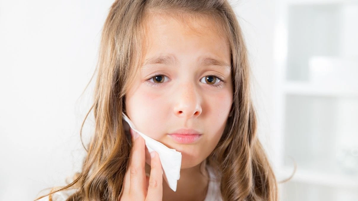 Çocuklardaki diş ağrısına dikkat! Çürüyüp çürüyüp dökülmeye son 4 Çocuklardaki diş ağrısına dikkat! Çürüyüp çürüyüp dökülmeye son