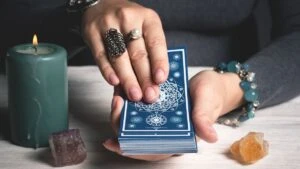 Günlük tarot kart açılımı 17 Mart 2026! Sabır sizleri etkili yerlere götürecek