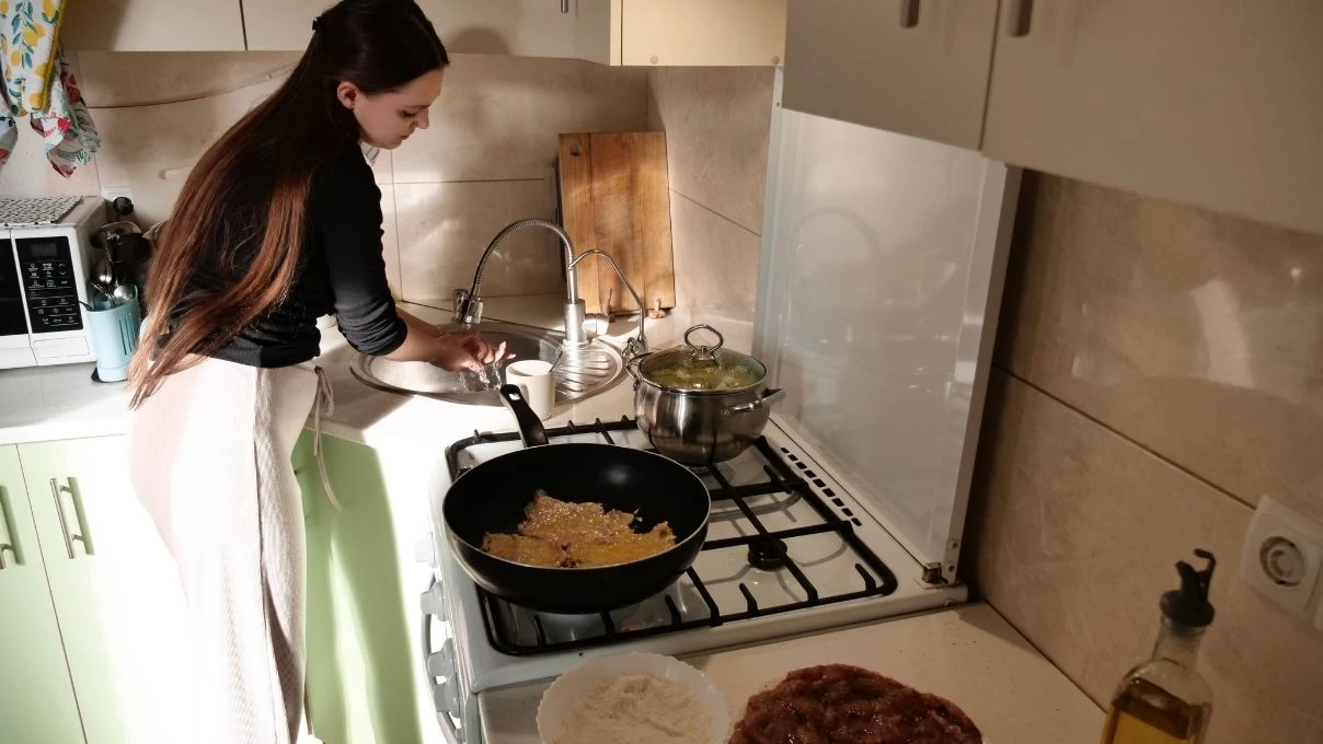 Mutfakta herkesin yaptığı büyük hata! Meğer böyle yapılmalıymış