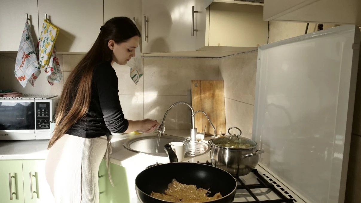 Mutfakta herkesin yaptığı büyük hata! Meğer böyle yapılmalıymış 8 Mutfakta herkesin yaptığı büyük hata! Meğer böyle yapılmalıymış