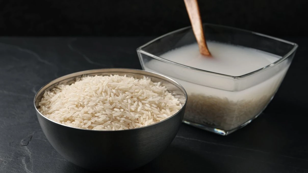 Pirinç suyuna para vermeyin! Evde 5 dakikada yapın