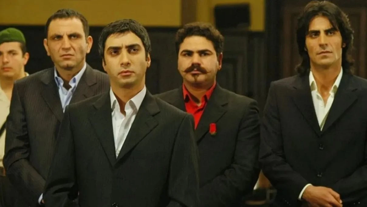 Necati Şaşmaz Yeraltı dizisine mi katılıyor? Necati Şaşmaz’ın Yeraltı dizisinde rolü ne olacak? 