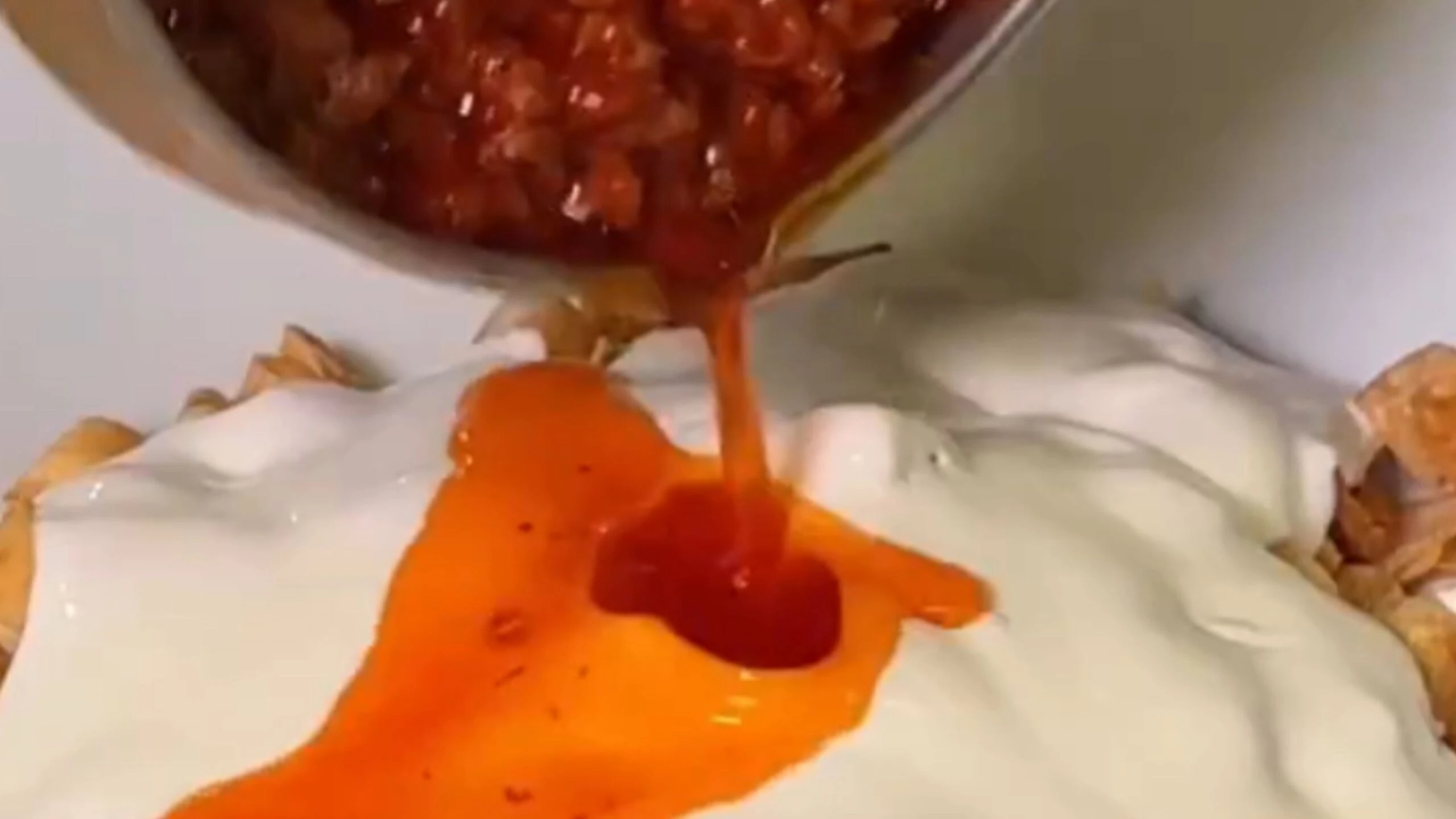 Üşengeçler için Şef Burak Kaya'dan milföy mantı! Bu tarife bayılmaya hazır olun 7 Adsiz tasarim 51 scaled