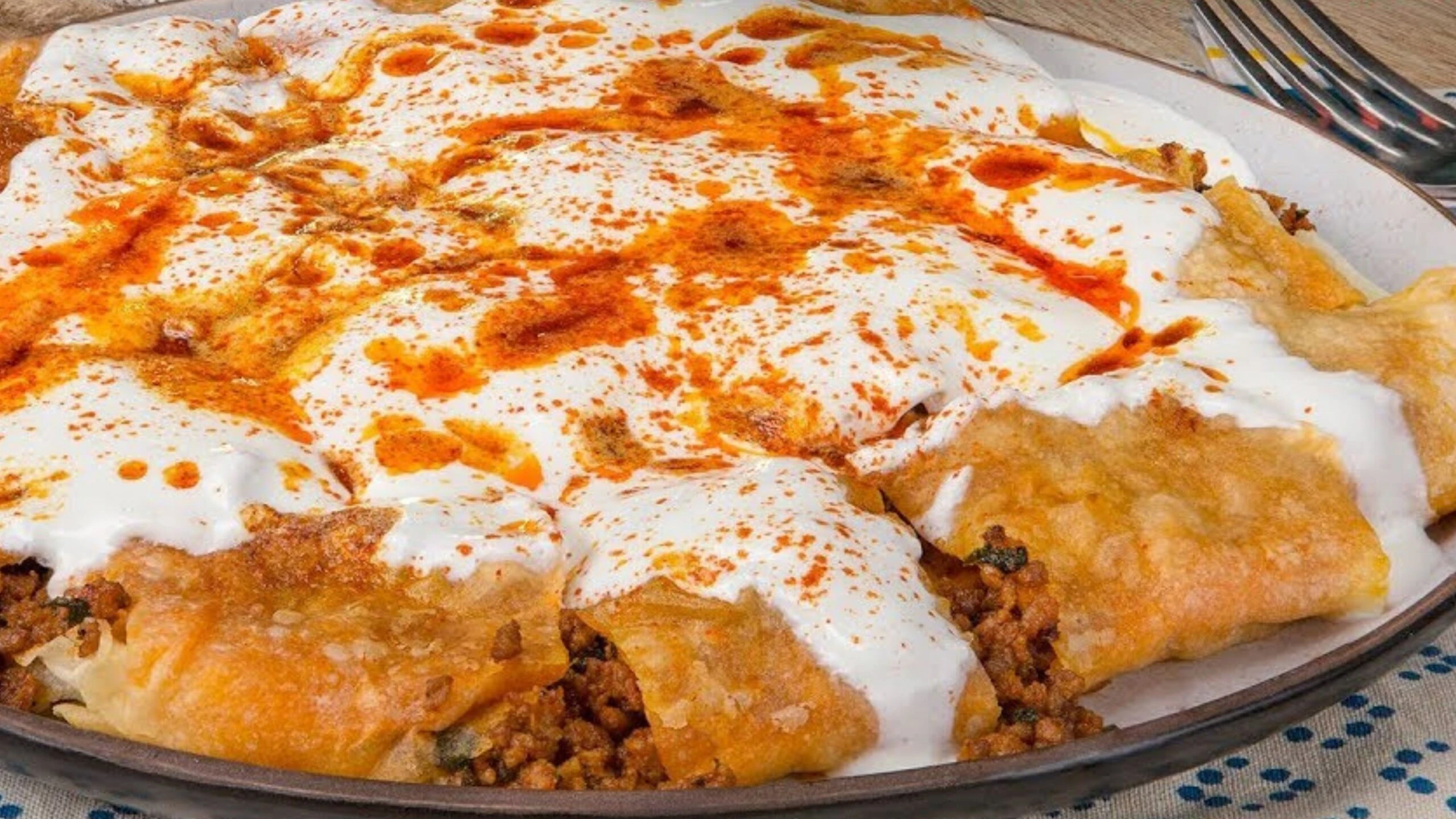 Gelinim Mutfakta'dan Çanakkale mantısı tarifi! Fırında kızarıp, tavuk suyunda damakları şenlendiriyor 4 Adsiz tasarim 62 scaled