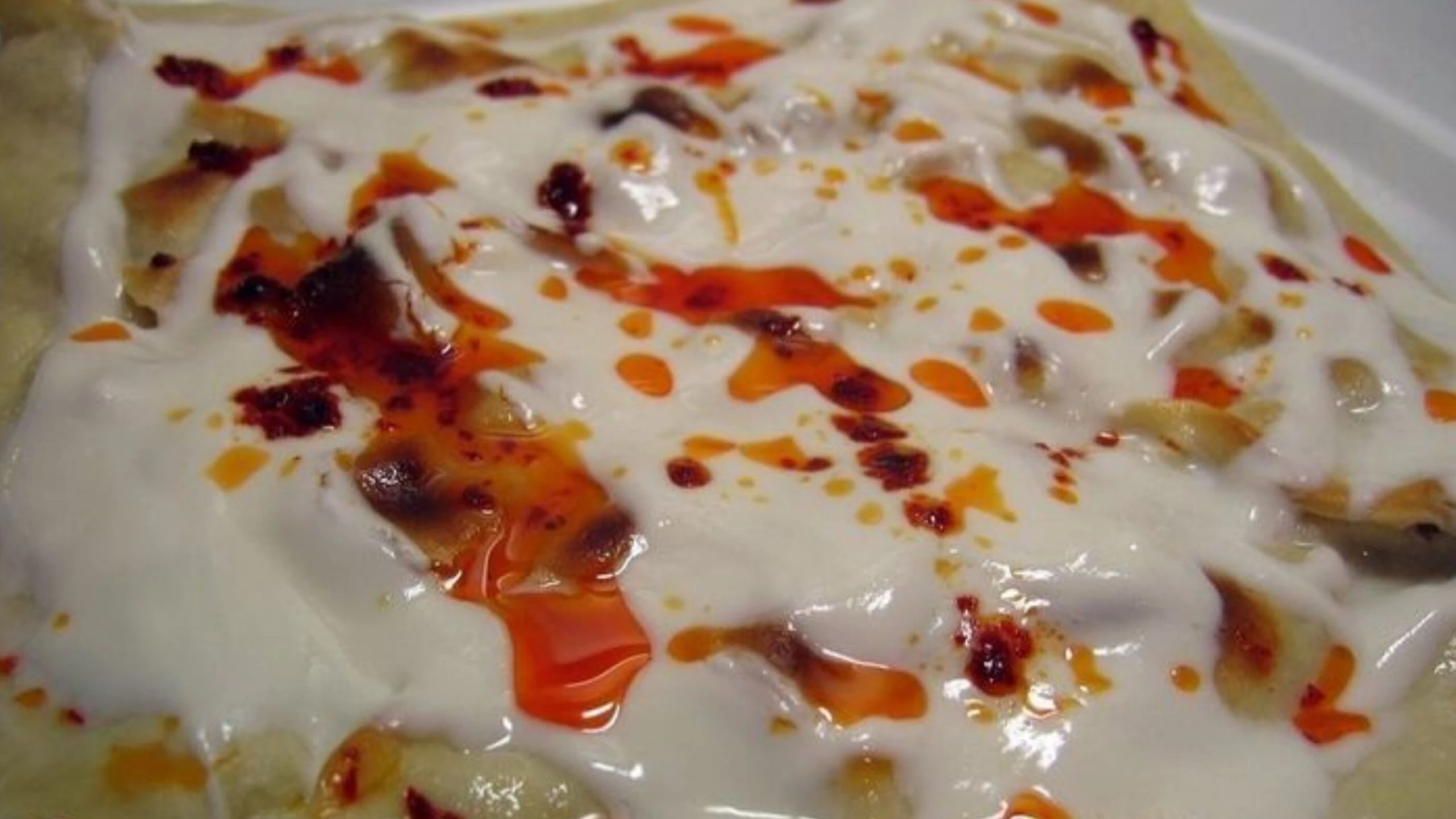 Gelinim Mutfakta'dan Çanakkale mantısı tarifi! Fırında kızarıp, tavuk suyunda damakları şenlendiriyor 9 Adsiz tasarim 65 scaled