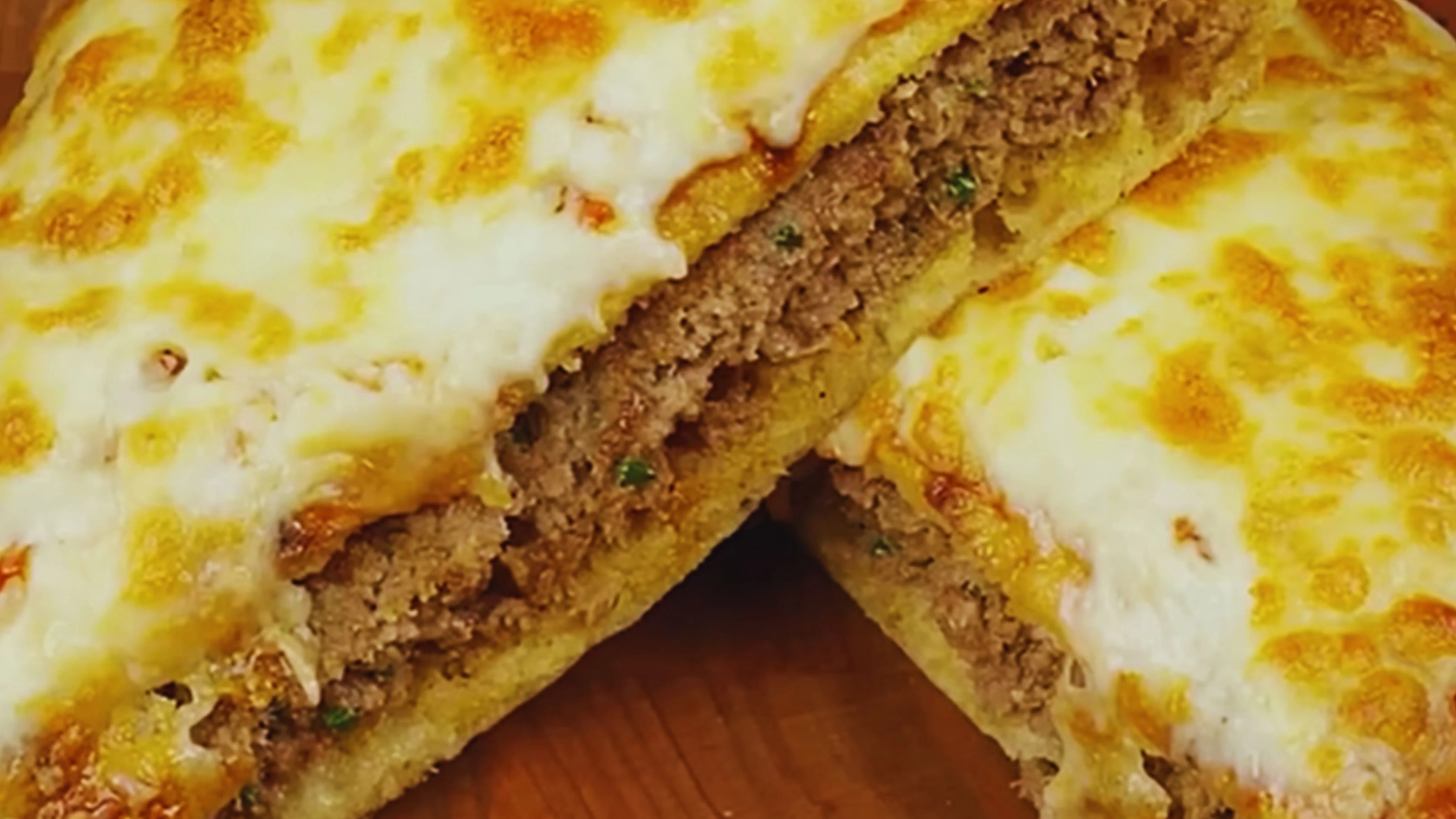 Gelinim Mutfakta'nın özel tarifi bazlama köfte nasıl yapılır? Lutenitsa sosuyla iftar sofranıza yakışacak