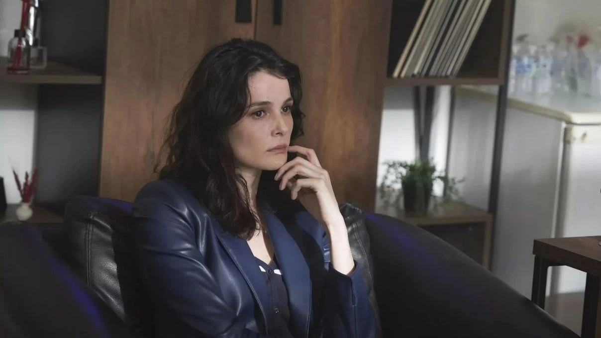 Eşref Rüya’nın Çiğdem’i Büşra Develi’den samimi açıklama! Kadir’in dansı hakkında konuştu 8 Eşref Rüya’nın Çiğdem’i Büşra Develi’den samimi açıklama! Kadir’in dansı hakkında konuştu