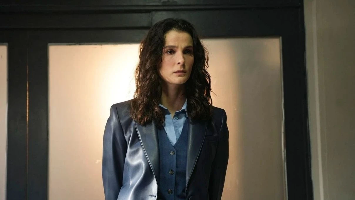 Eşref Rüya’nın Çiğdem’i Büşra Develi’den samimi açıklama! Kadir’in dansı hakkında konuştu 4 Eşref Rüya’nın Çiğdem’i Büşra Develi’den samimi açıklama! Kadir’in dansı hakkında konuştu