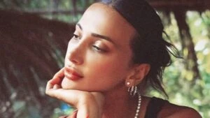 Büşra Yalçın Survivor’da makyaj iddiasını yalanladı!