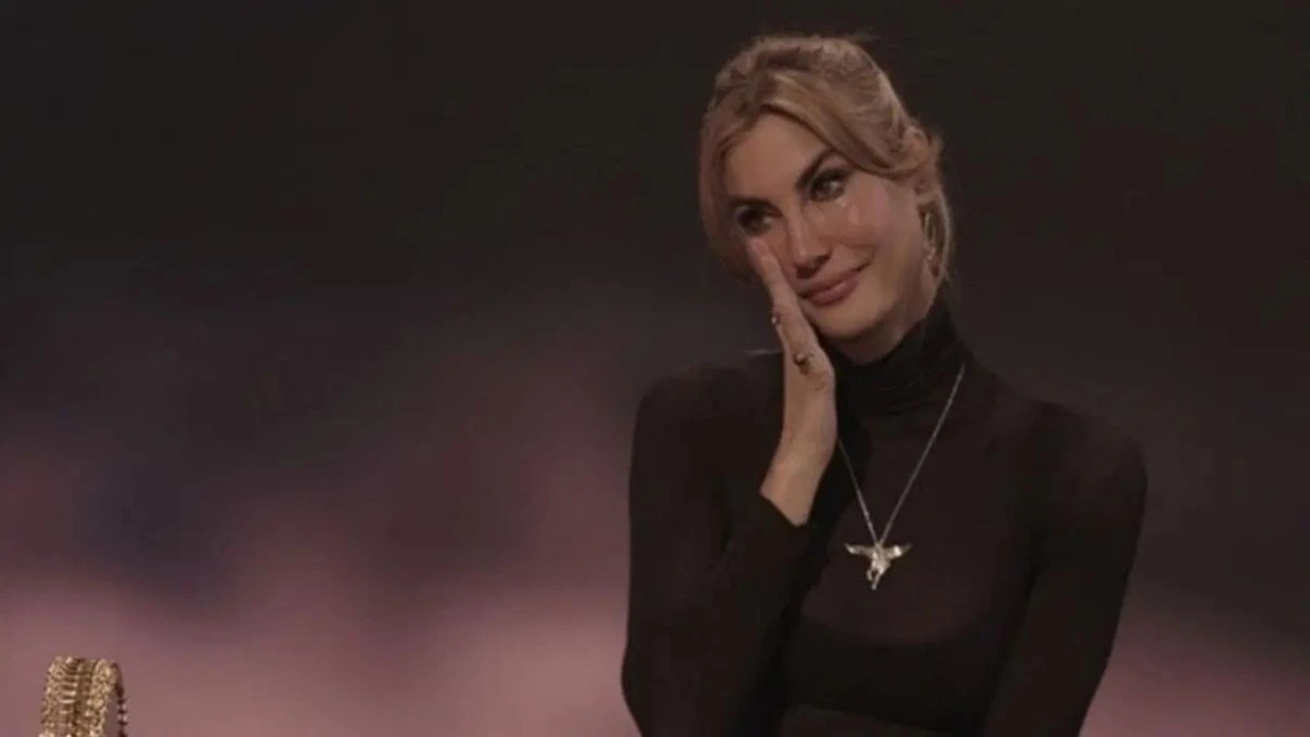 Çağla Şıkel unutmak istediği tek anı açıkladı! Ünlü sunucu o anları anlatırken gözleri doldu