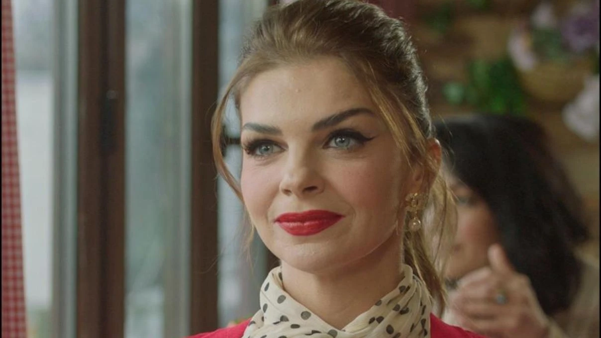 Dikey dizi Düşes’in setinden ilk kareler geldi! İddialı proje yıldız isimleri bir araya getirdi