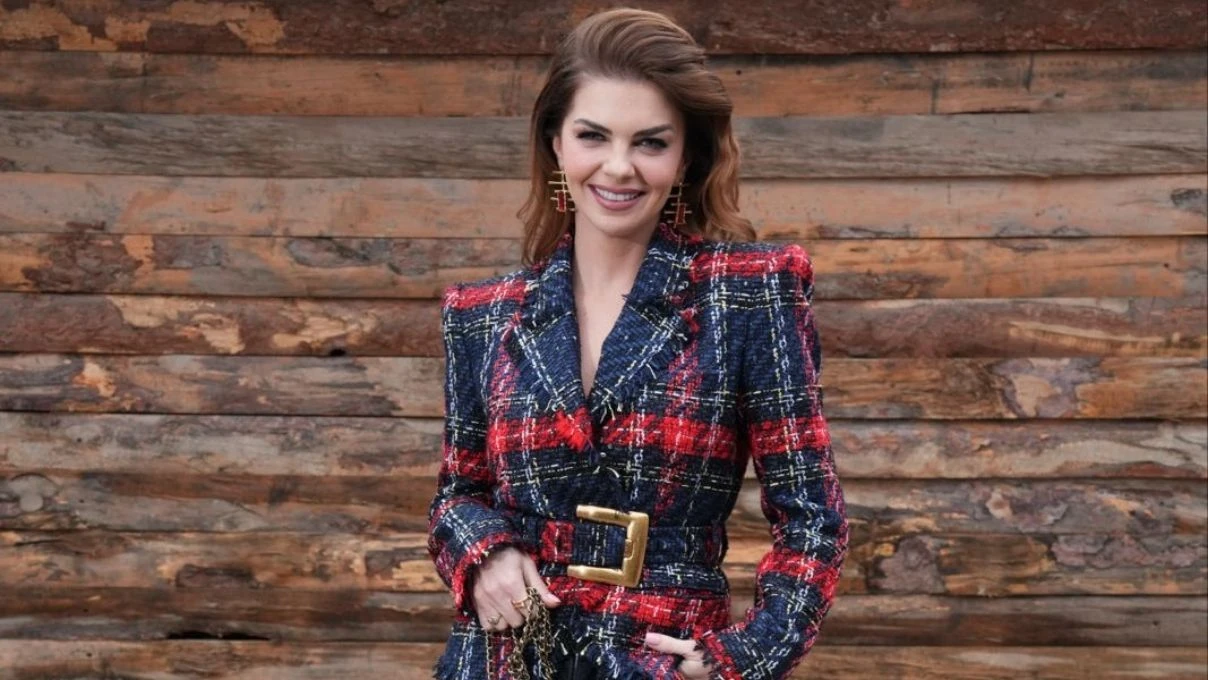 Dikey dizi Düşes’in setinden ilk kareler geldi! İddialı proje yıldız isimleri bir araya getirdi