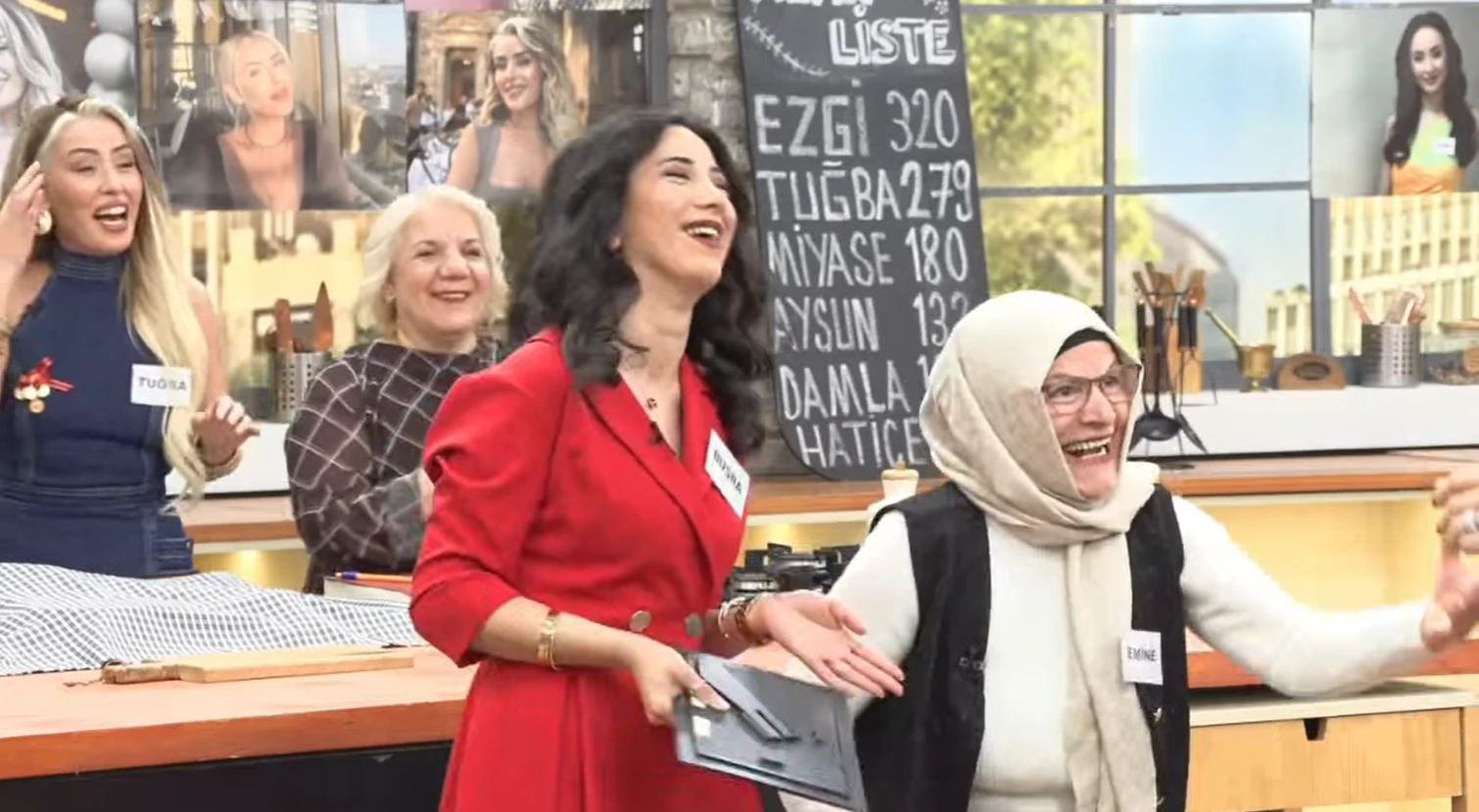 Gelinim Mutfakta kaynana Emine'den pes dedirten itiraf! Kapıya elektrikçi geldi dedi, cezayı kesti 6 Ekran goruntusu 2026 03 02 143553