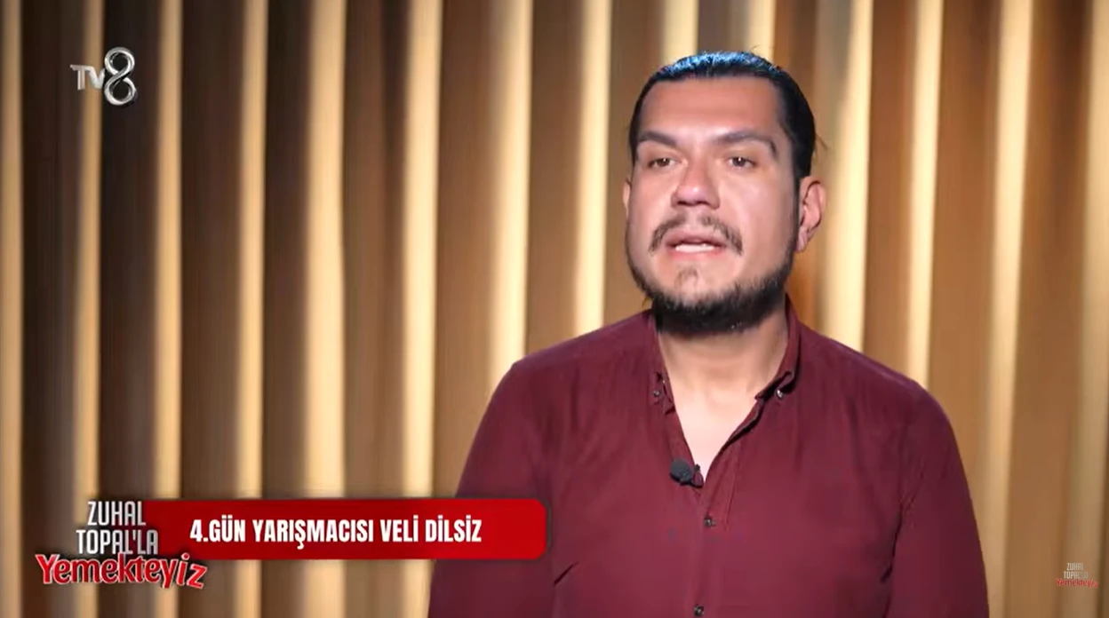 Yemekteyiz Veli Dilsiz kimdir, aslen nerelidir? Yemekteyiz'de tiyatro sanatçısı dikkat çekti 4 Ekran goruntusu 2026 03 03 183405