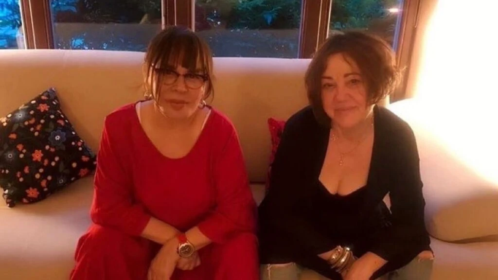 Sezen Aksu ve Nazan Öncel yıllar sonra bir araya geldi! Pop müziğin yıldızlarından bomba düet