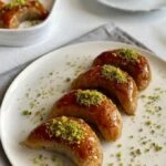 Bayramda baklavayı aratmayacak ay tatlısı tarifi! Misafirleriniz tekrar tekrar isteyecek