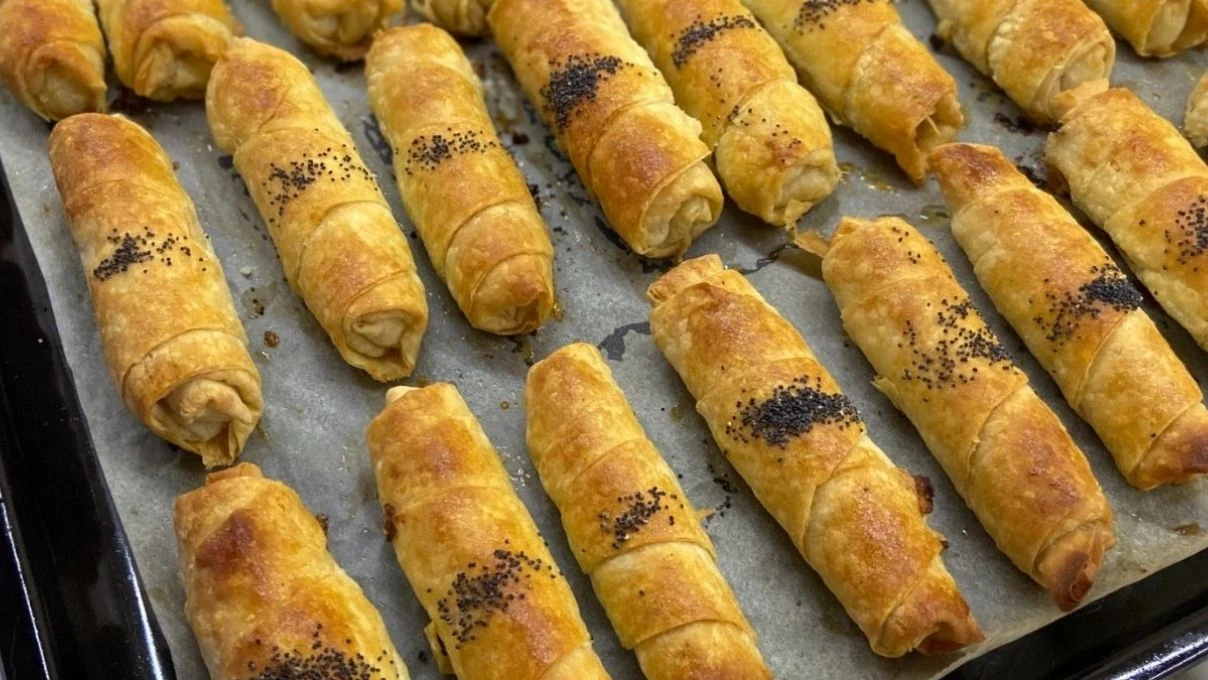 Asla kilo aldırmayan kalorisi düşük o börek tarifi! Çıtır çıtır börek
