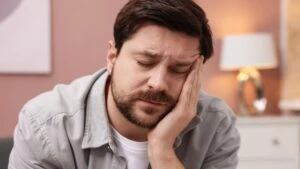 İftardan sonra gelen ani yorgunluğun gerçek sebebi! Yemek yedikten sonra enerjiniz düşmesin