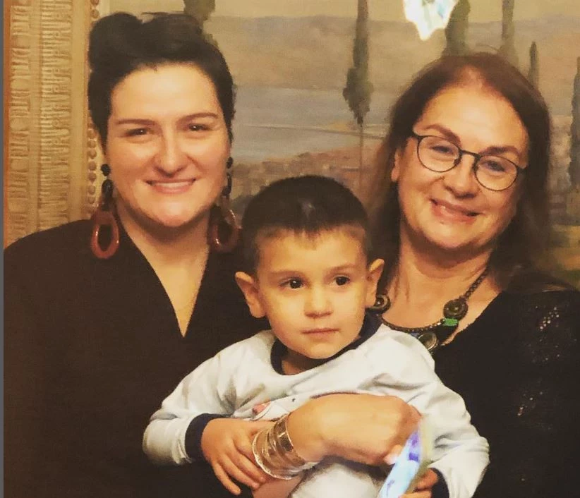 ilber ortaylinin eski esi ayse ozd j89h