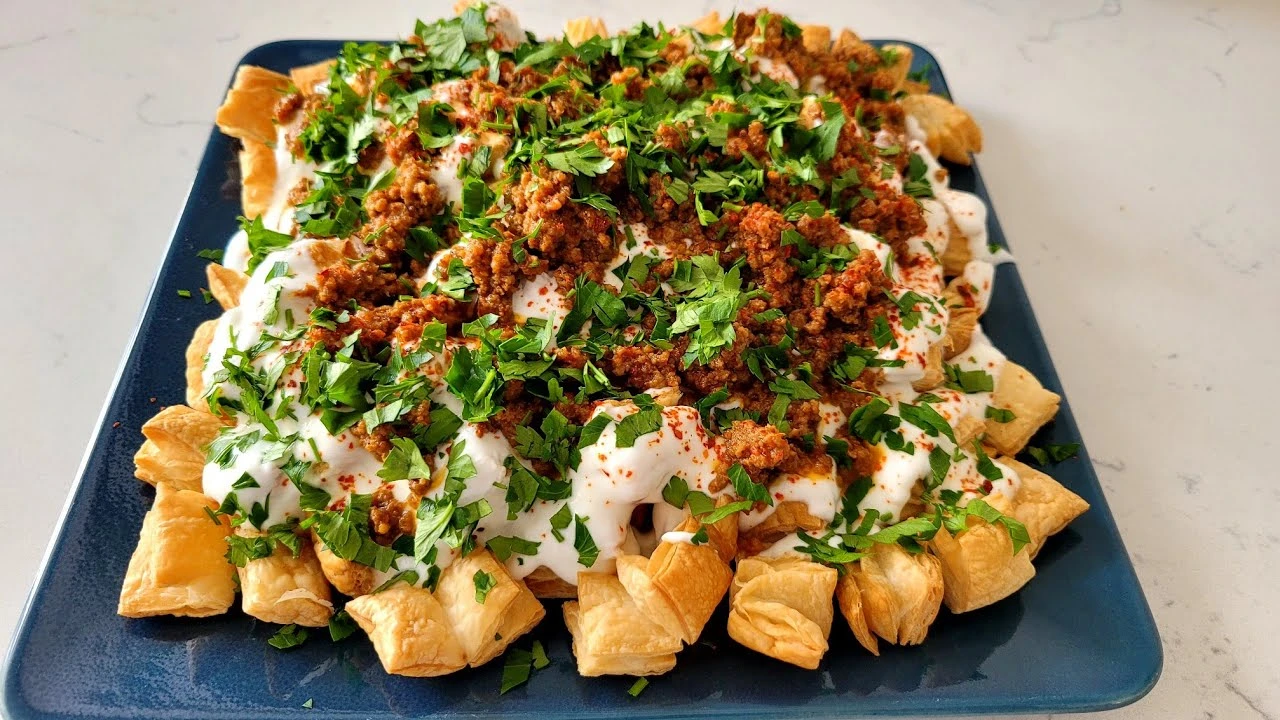 Üşengeçler için Şef Burak Kaya'dan milföy mantı! Bu tarife bayılmaya hazır olun 9 maxresdefault 14