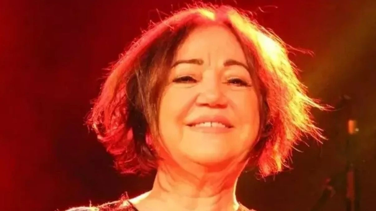 Nazan Öncel’in paylaşımı heyecanlandırdı! Sezen Aksu detayı dikkat çekti