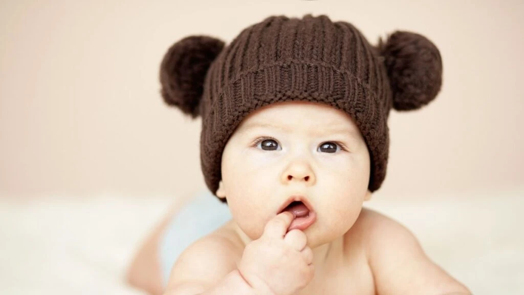 Anne adaylarının en çok ördüğü örgü modelleri 2026!