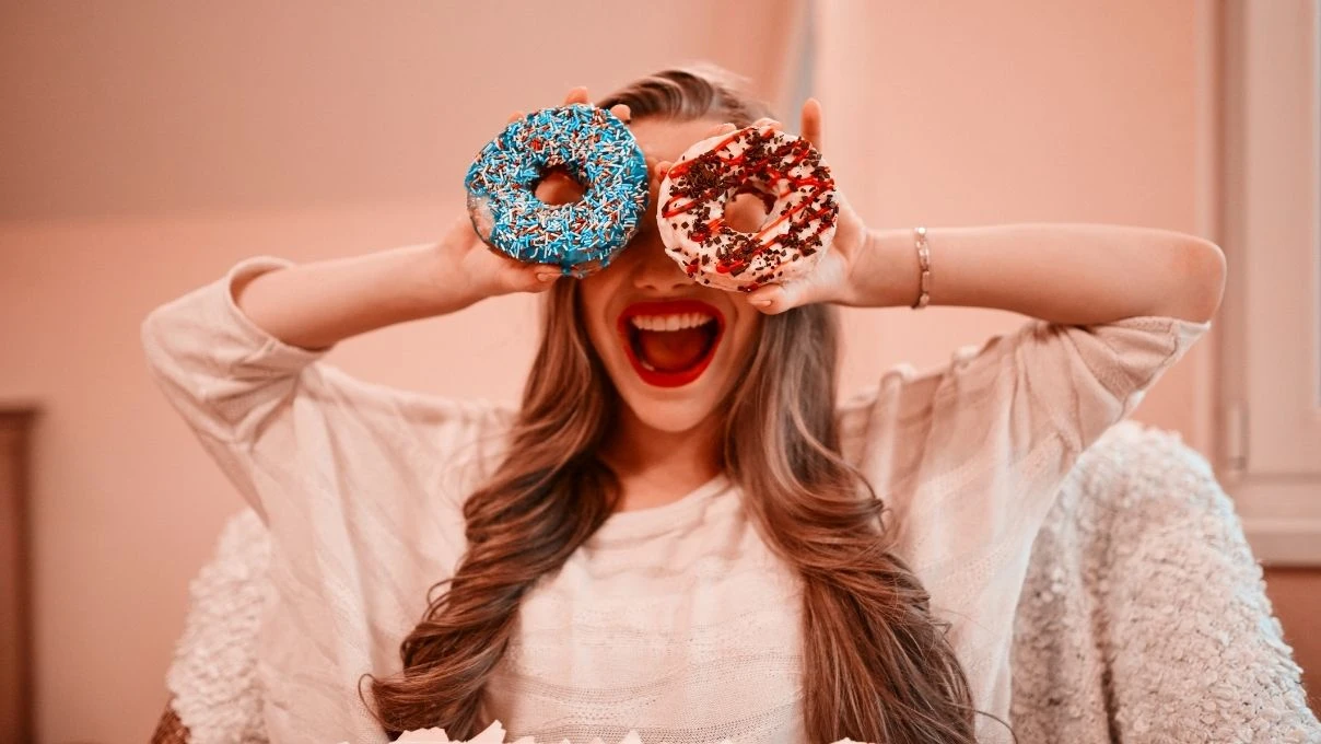 İftardan sonra bu tatlıya mutlaka yer ayırın! Ramazan sofralarının yeni yıldızı Dubai gecesi tatlısı