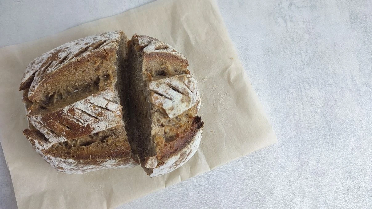 Evde tam buğdaylı ekşi mayalı ekmek yapmanın formülü! Hem sağlıklı hem pratik