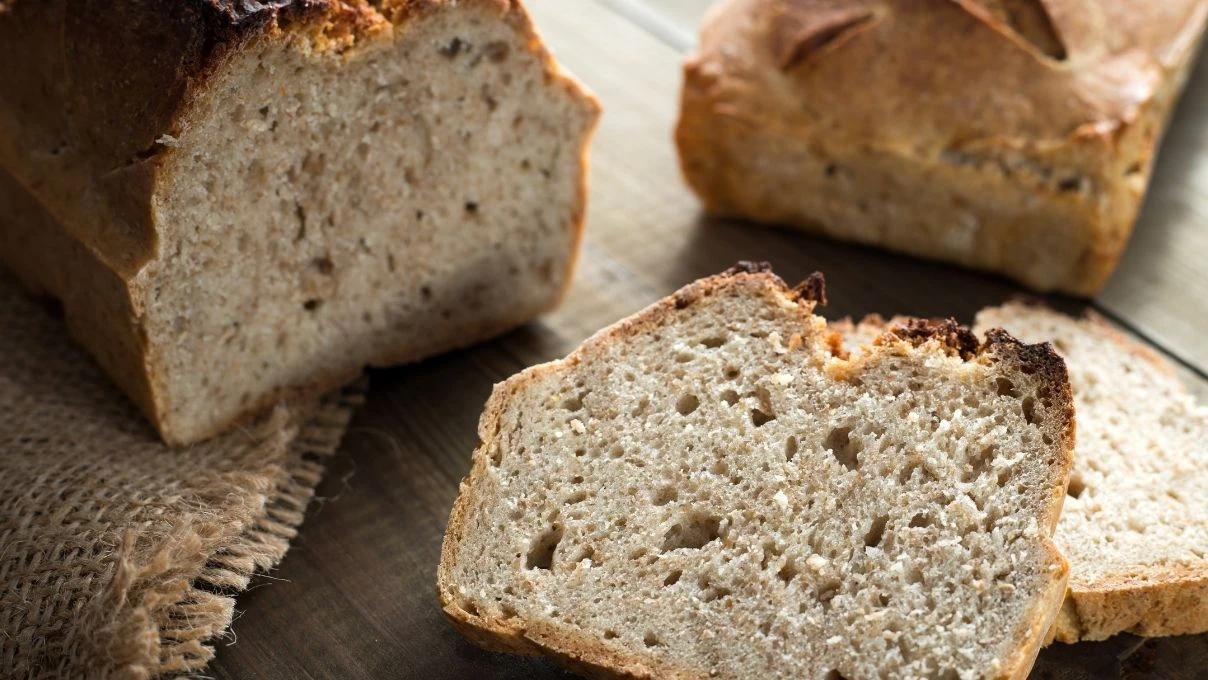 Evde tam buğdaylı ekşi mayalı ekmek yapmanın formülü! Hem sağlıklı hem pratik