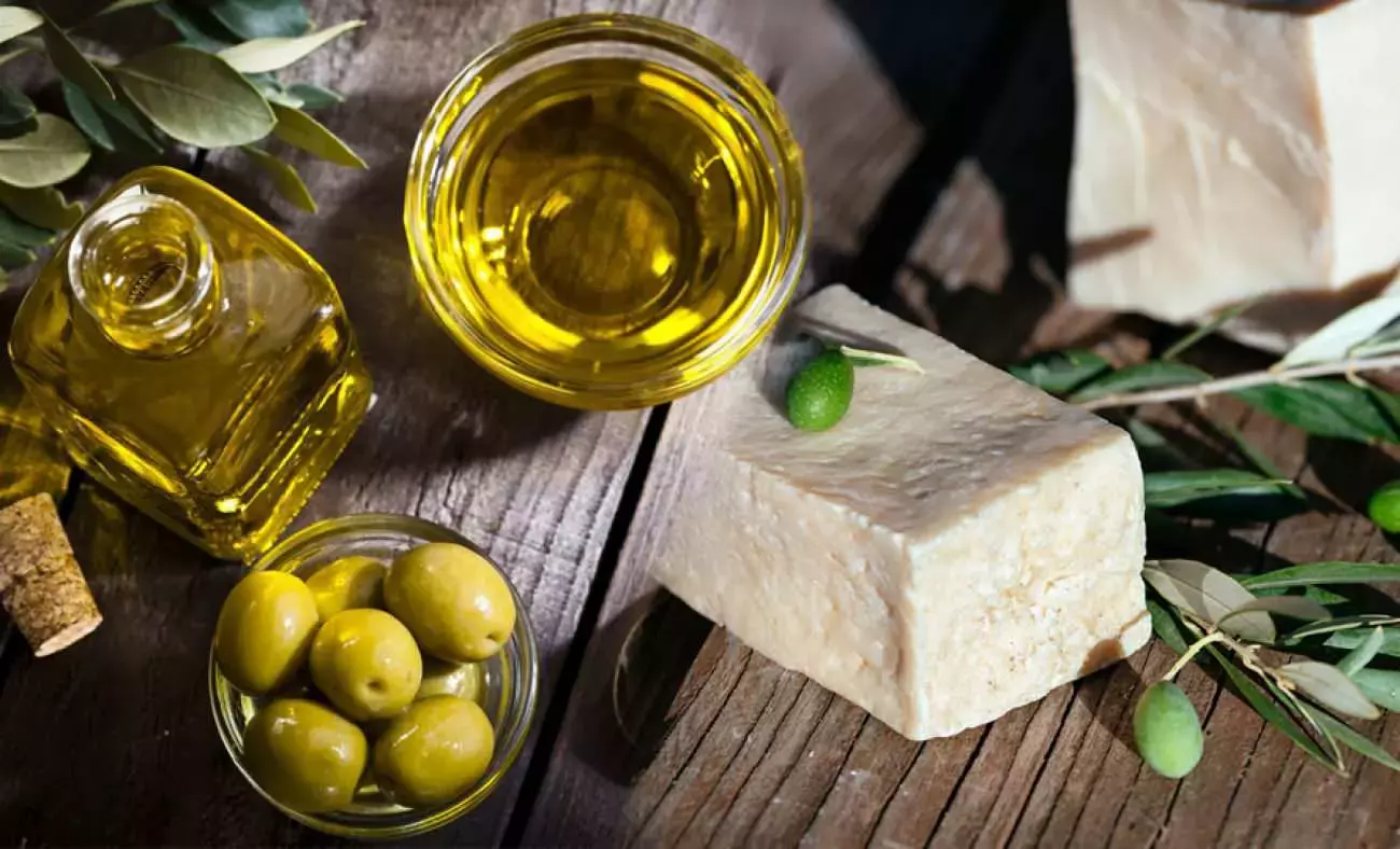 Kabızlık sorunu yasayanlar! İftarı hurma ya da çorba ile açmayın 4 zeytinyaginin faydalari nelerdir zeytinyagi sabunu ne ise yarar viruslere karsi etkili sabun 1634124228 5888