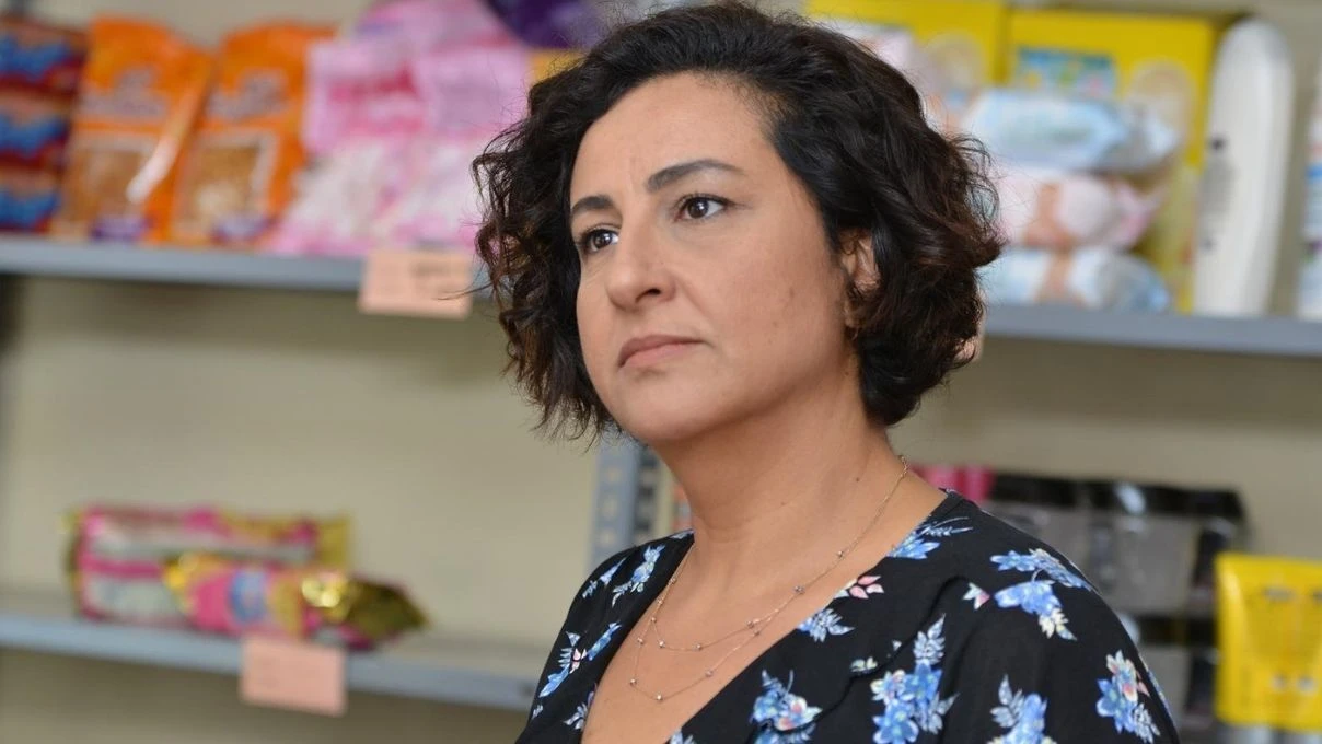 Özlem Tokaslan Gassal dizisiyle ekranlara geri dönüyor! Meraklı komşu rolüyle dikkat çekecek