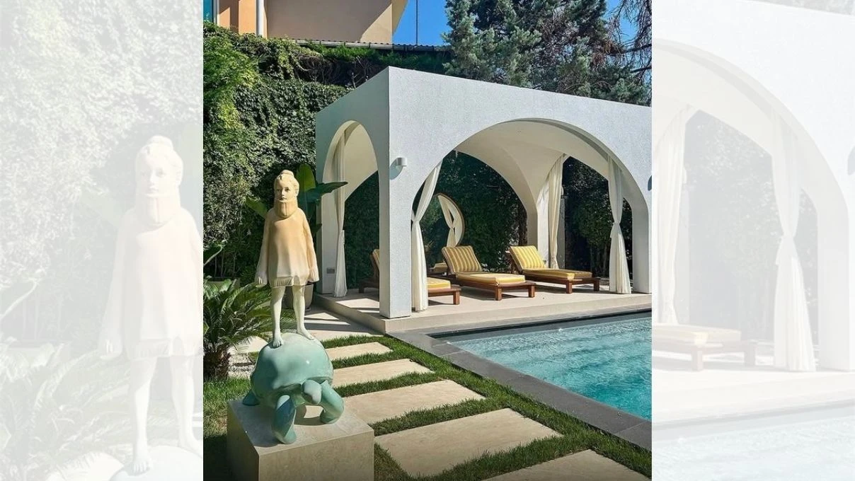 Demet Özdemir’in evinin devasa bahçesi dikkat çekti! O kareler olay oldu