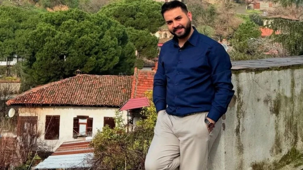 Kadir Ezildi halden hale girdi! O anları sosyal medya hesabından paylaştı, evin içindeki halleri güldürdü