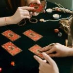 Günlük tarot kart açılımı 15 Nisan 2026! Değişimler, zihinsel iletişimi değiştiriyor