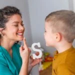 Çocuklarda konuşma gecikmesi belirtileri! Çocuklarda geç konuşma korkulan bir durum mu?