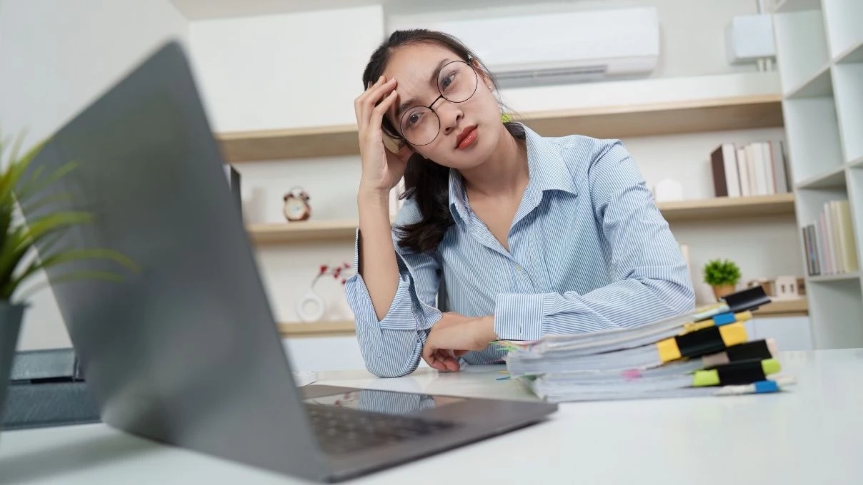 Sosyal yorgunluk nedir? Son dönemin yeni sorunu 2026!