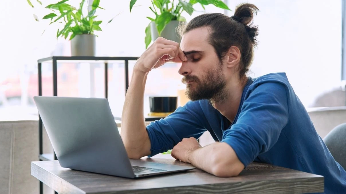 Sosyal yorgunluk nedir? Son dönemin yeni sorunu 2026!