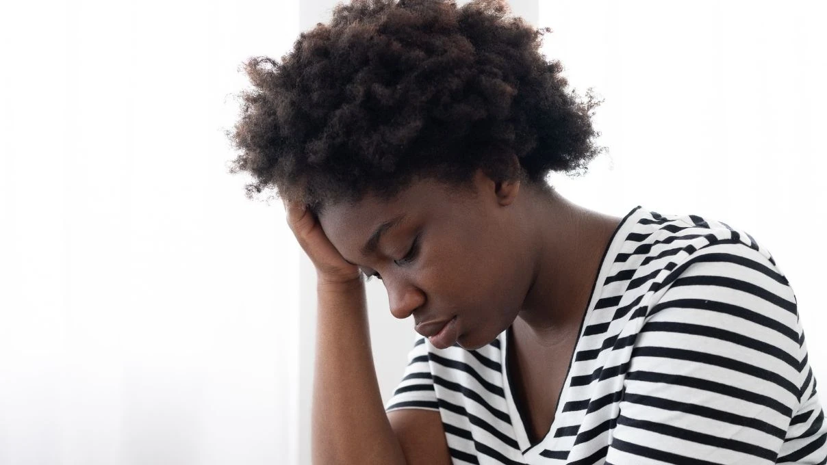 Ekran yorgunluğu cildi nasıl etkiliyor? 2026 yılında yaşlanma giderek hızlanıyor!