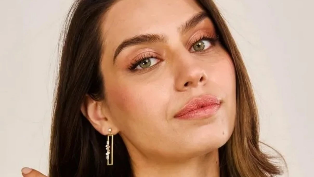 Amine Özil’den bebeğiyle içleri ısıtan kare! Üçüncü kez anne olmuştu!