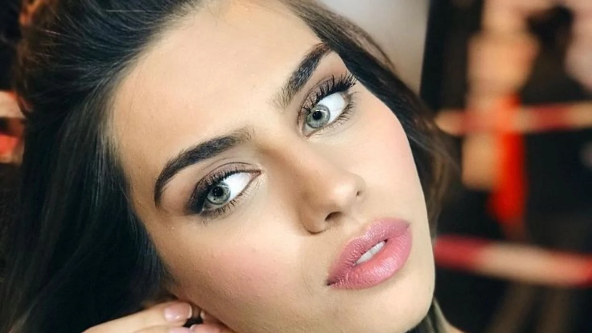 Amine Özil’den bebeğiyle içleri ısıtan kare! Üçüncü kez anne olmuştu!