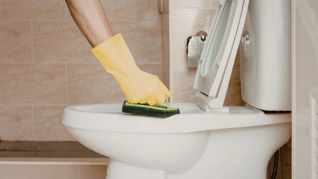 
Kimyasal kullanmadan temizlik! Klozeti parlatan çözüm
