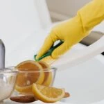 Kimyasal kullanmadan temizlik! Klozeti parlatan çözüm