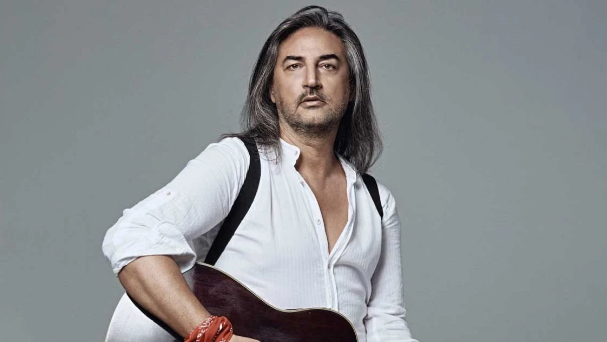 Şarkıcı Çelik’i ağlatan açıklama! İyilik akımı başlatmıştı