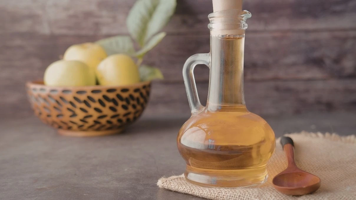 Çamaşır suyu kullanmadan beyazları kar beyazı yapmanın yöntemleri 2026!