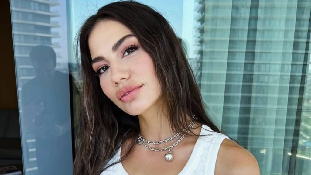 Demet Özdemir’in evinin devasa bahçesi dikkat çekti! O kareler olay oldu