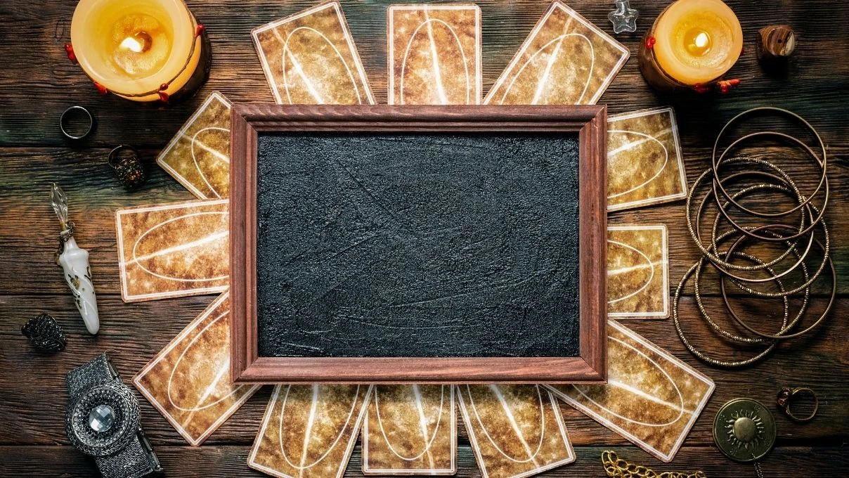 Günlük tarot kart açılımı 18 Nisan 2026! Yeni niyetlerinizi somutlaştırın